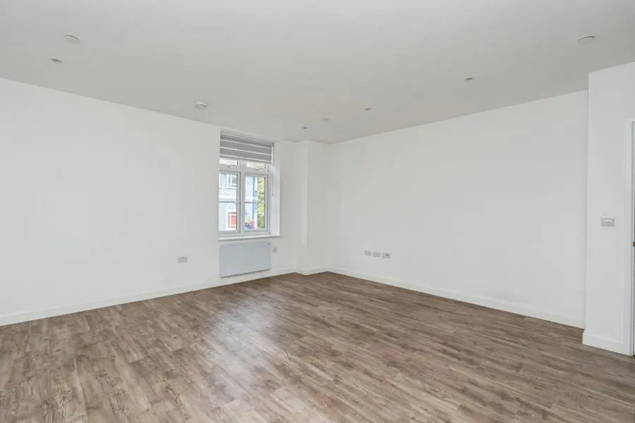 Cambridge Court, Camberley, GU15, photo 2