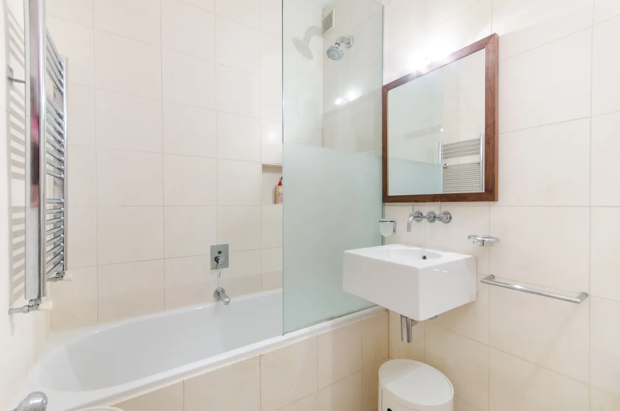 Second Floor, 78 Cathcart Road, London, photo 9