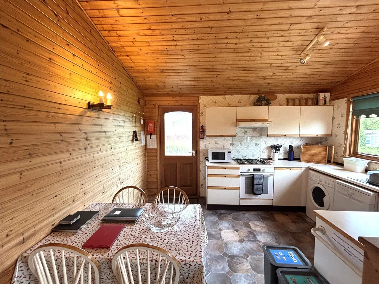 Lodge, Narberth, SA67, photo 4