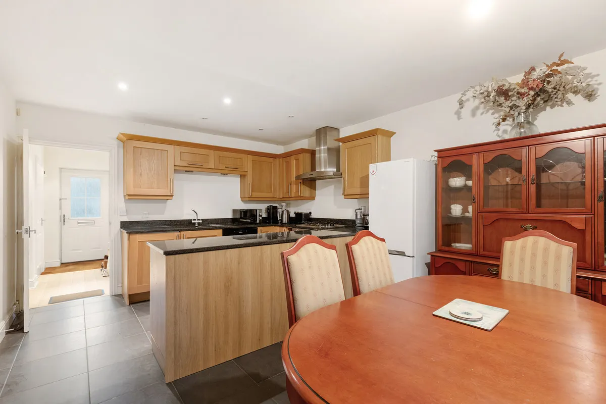 Oakington Close, Sunbury-on-thames, TW16, photo 8