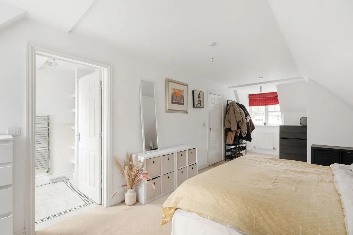 Oakington Close, Sunbury-on-thames, TW16, photo 17