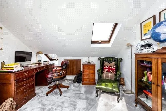 Havering Road, Romford, RM1, photo 5