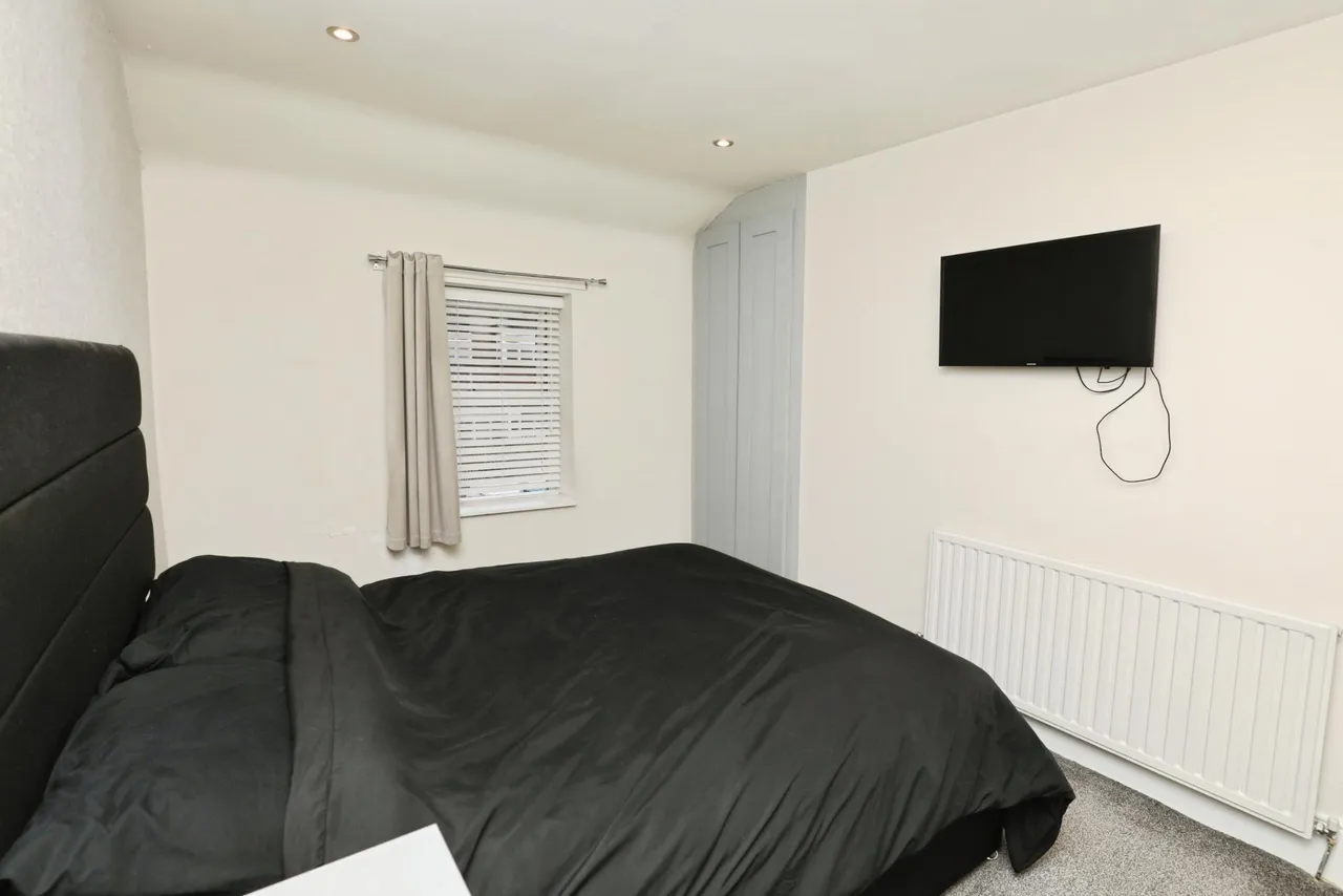 Holt Lane, Prescot, L35, photo 13