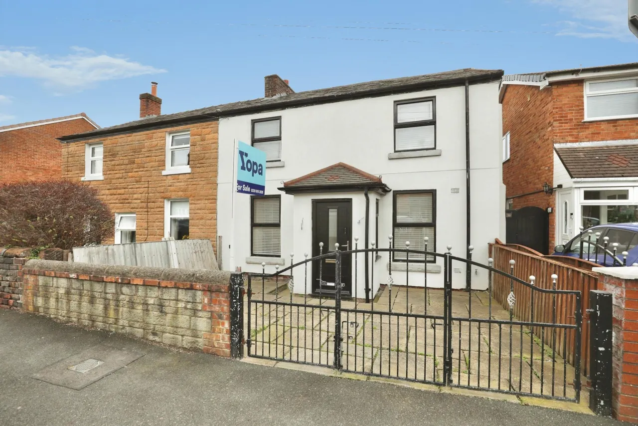 3 bed house for sale, Holt Lane, Prescot, L35
