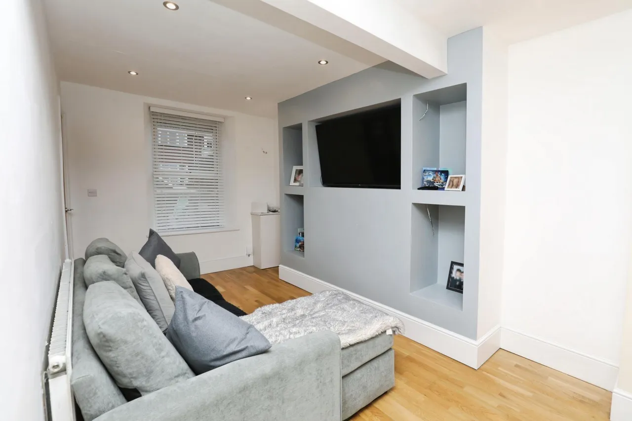 Holt Lane, Prescot, L35, photo 4