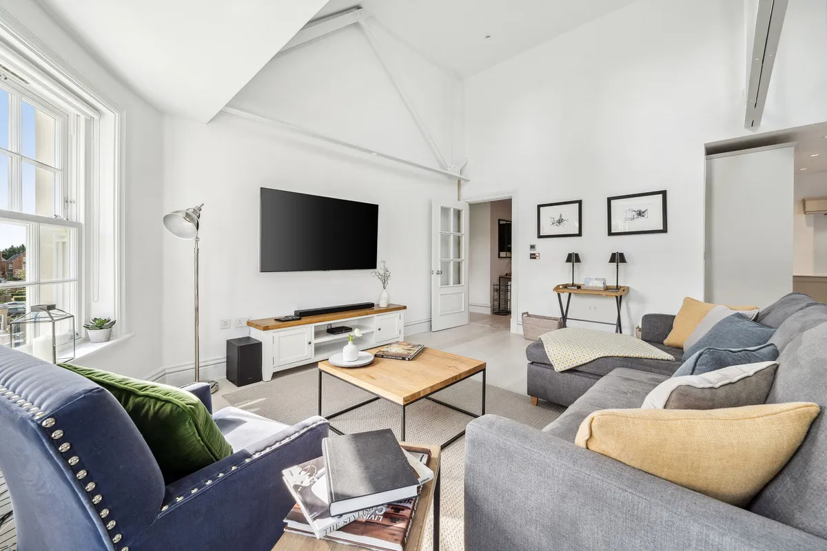 Latchmere Close, Richmond, TW10, photo 5