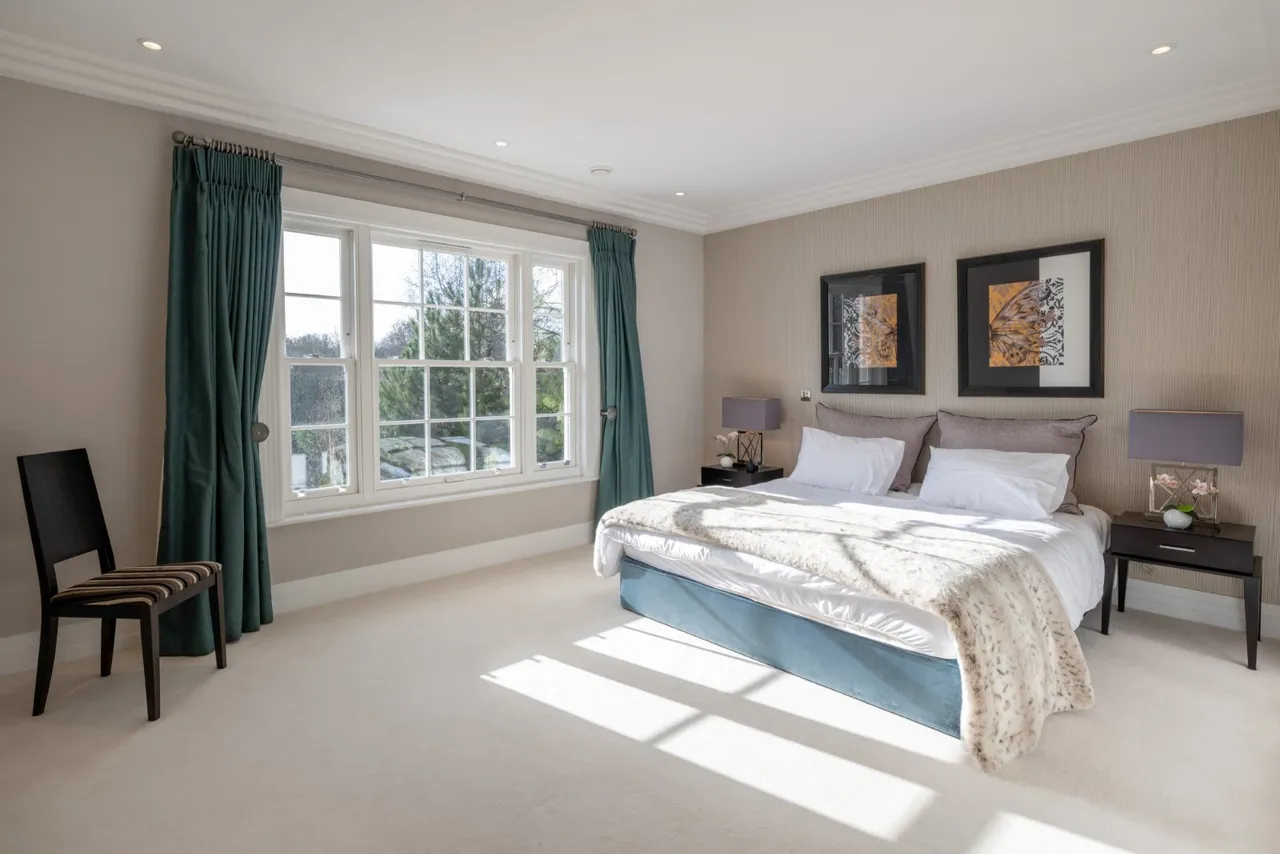 Nuns Walk, Wentworth Estate, GU25, photo 25