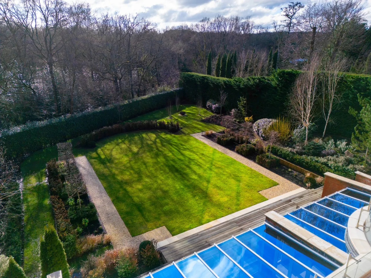 Nuns Walk, Wentworth Estate, GU25, photo 46