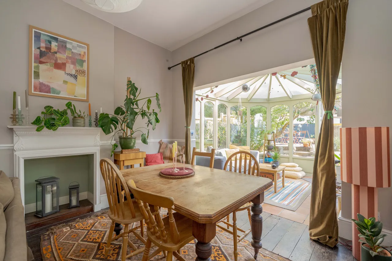 Granville Gardens, Ealing, W5, photo 2