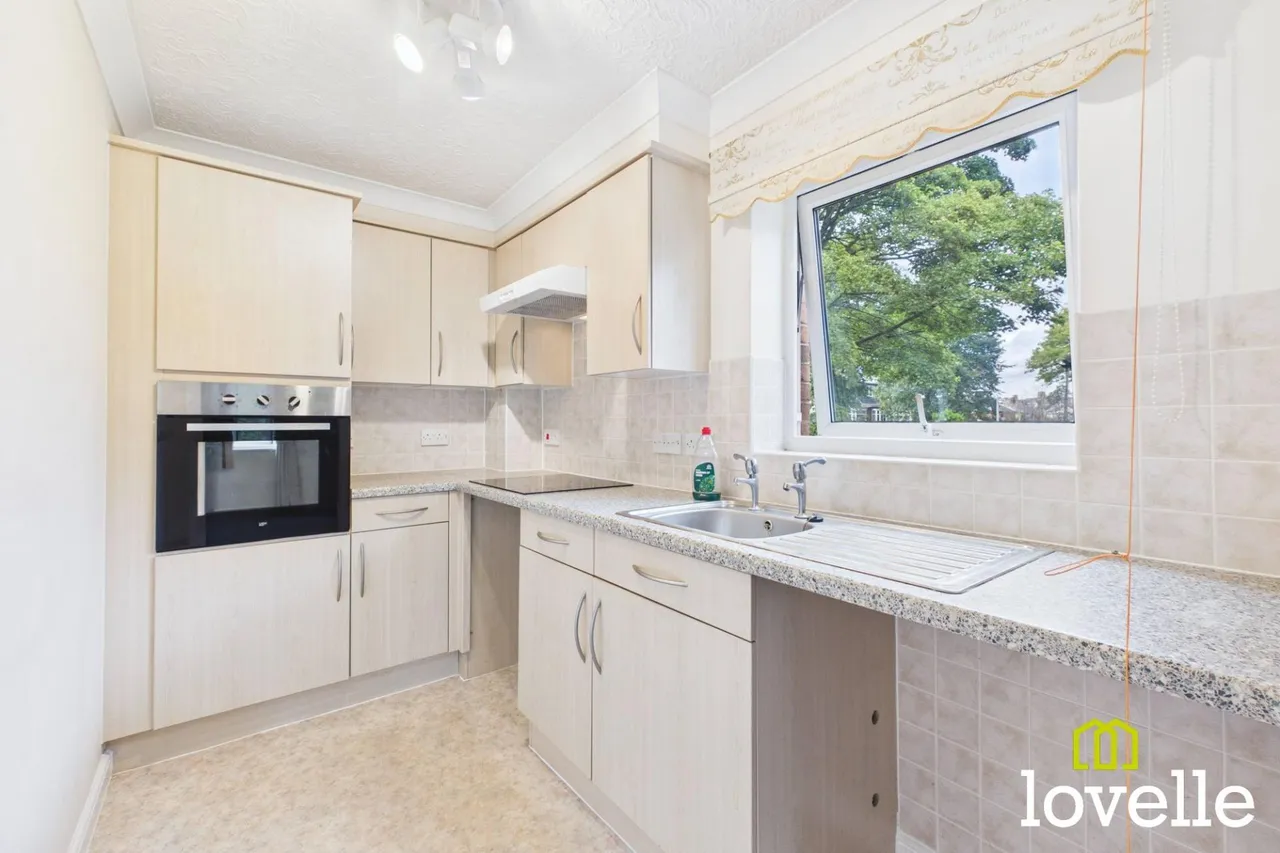 Newgate Street, Shardeloes Court, HU16, photo 4