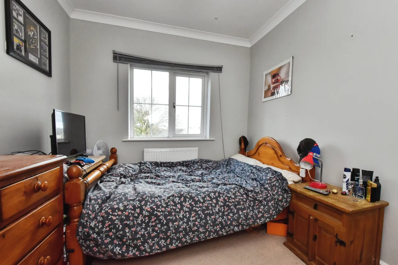 Llys Y Foel, Foelgastell, SA14, photo 13
