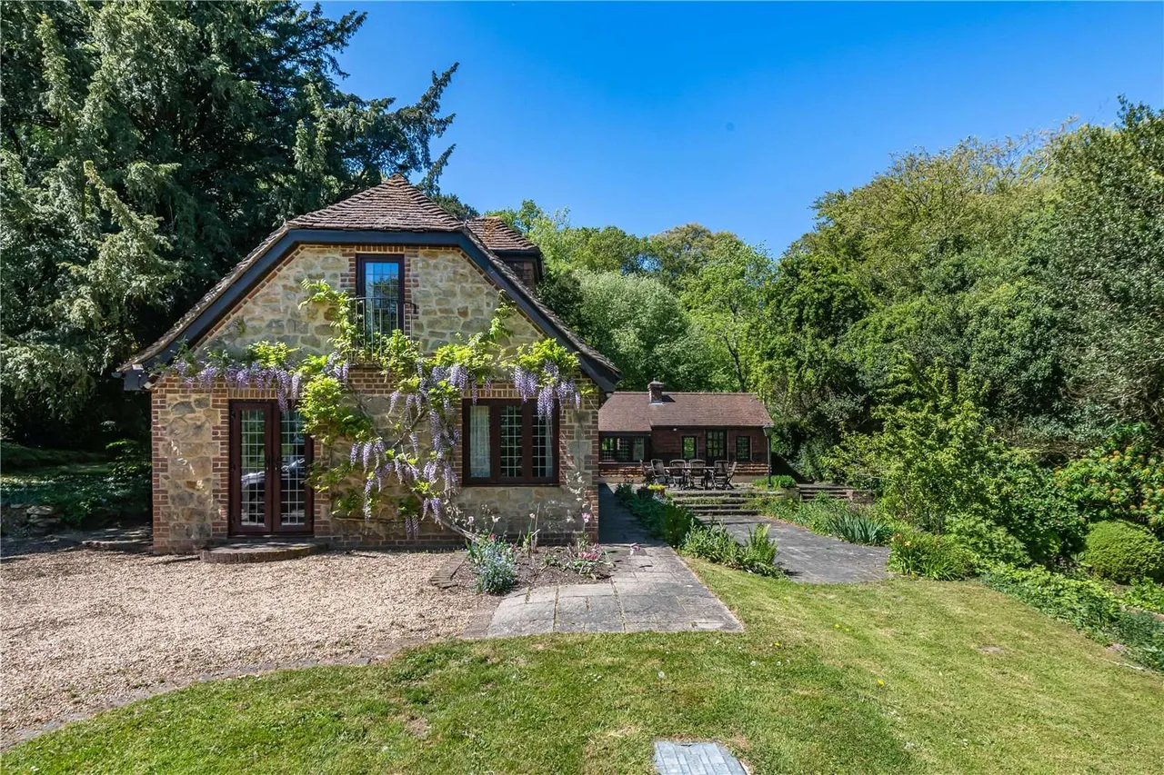 6 bed house for sale, Bedham, Fittleworth, RH20
