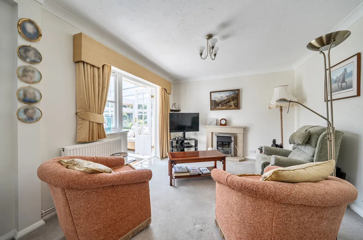 Storrington, RH20 3HQ, photo 5
