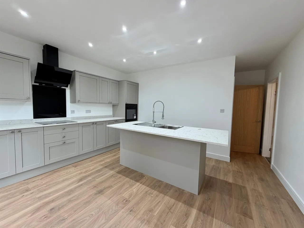 Grange Crescent, Anlaby, Hull, photo 8