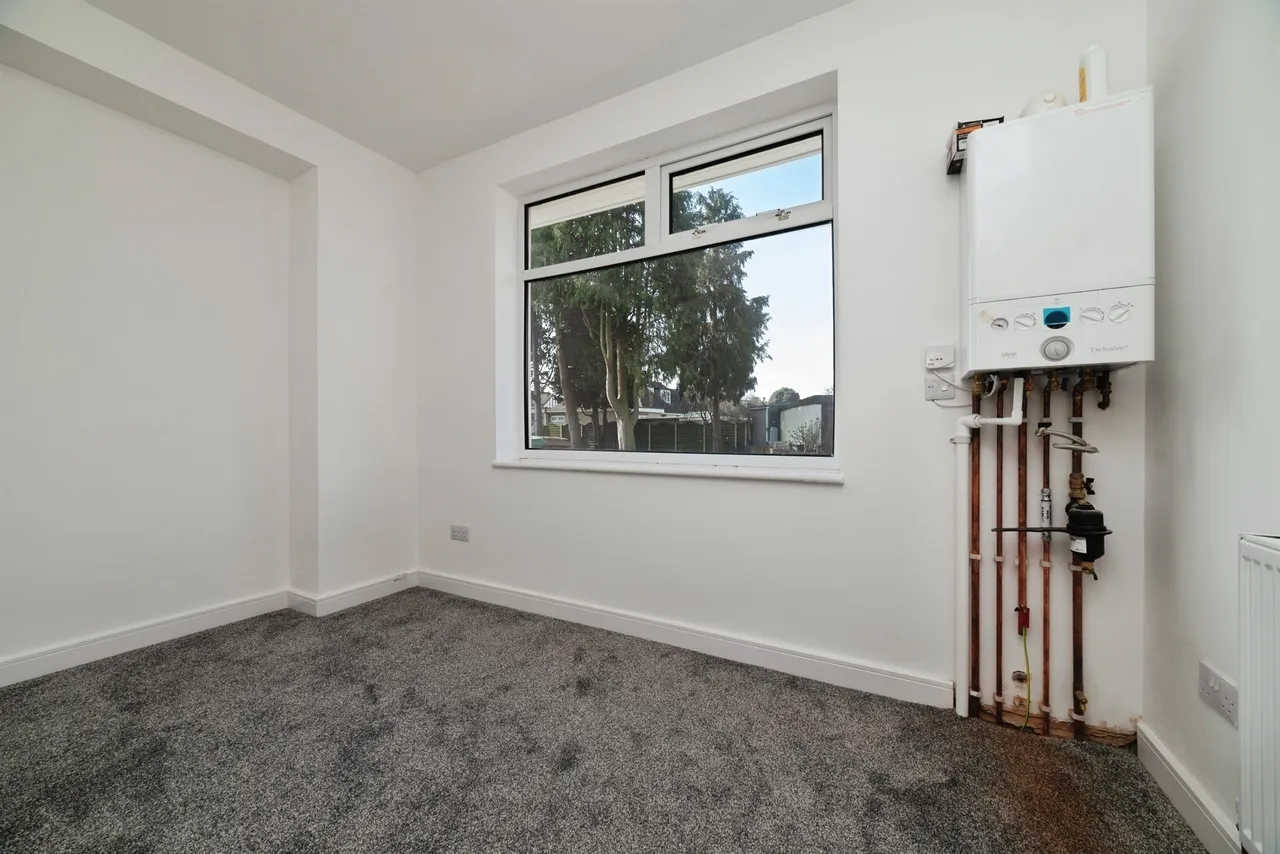 Grange Crescent, Anlaby, Hull, photo 11