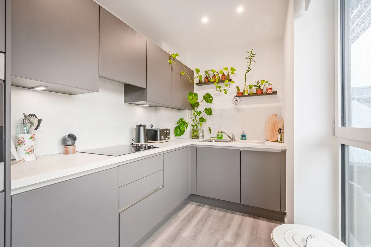 45 St Pier Court, 6 Thunderer Street, London, photo 4