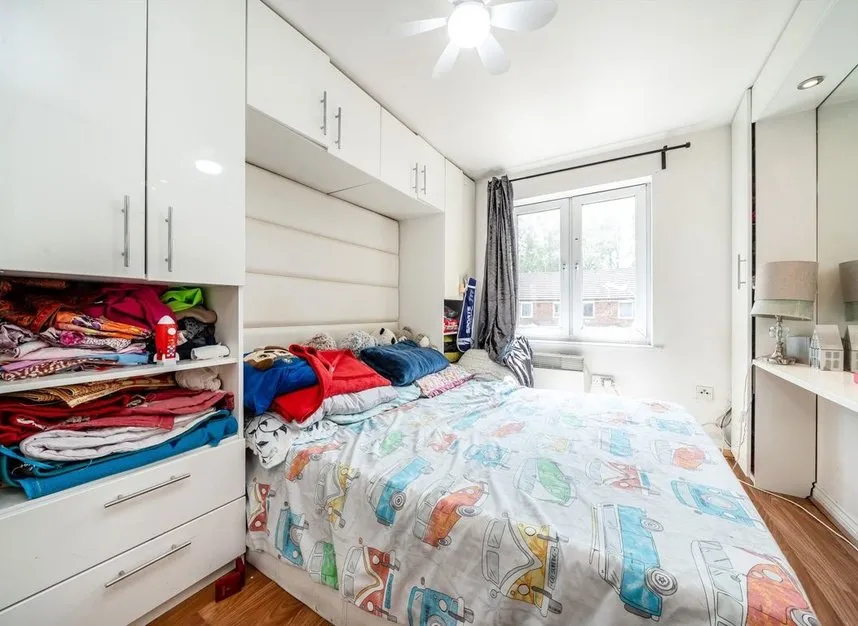 Blackburn Way, Hounslow, TW4, photo 4