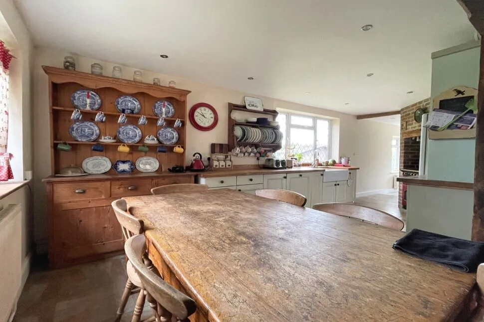 Longage Hill, Rhodes Minnis, CT4, photo 24