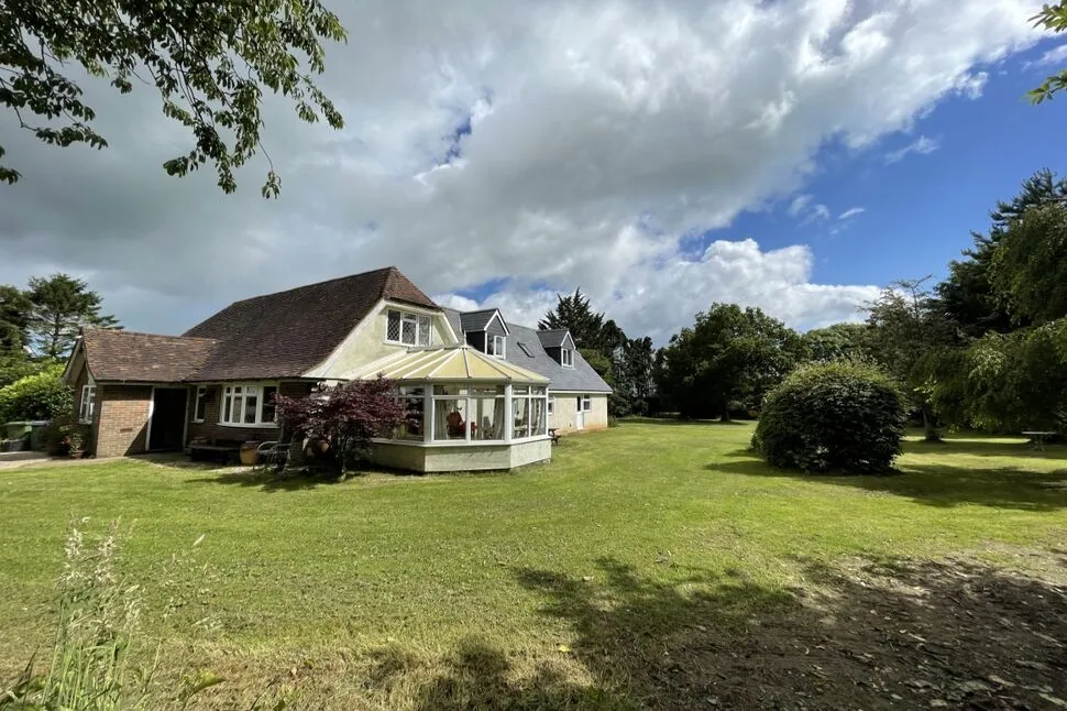 7 bed house for sale, Longage Hill, Rhodes Minnis, CT4