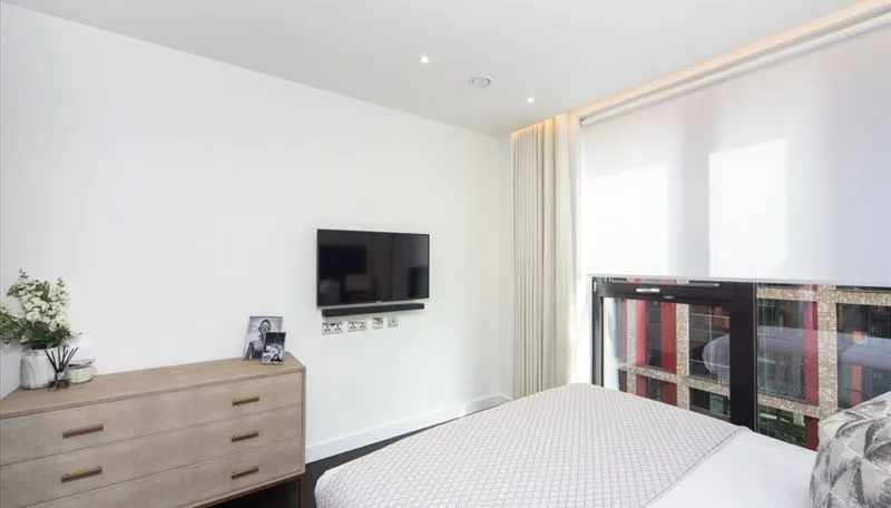 bathrooms, SW11, photo 7