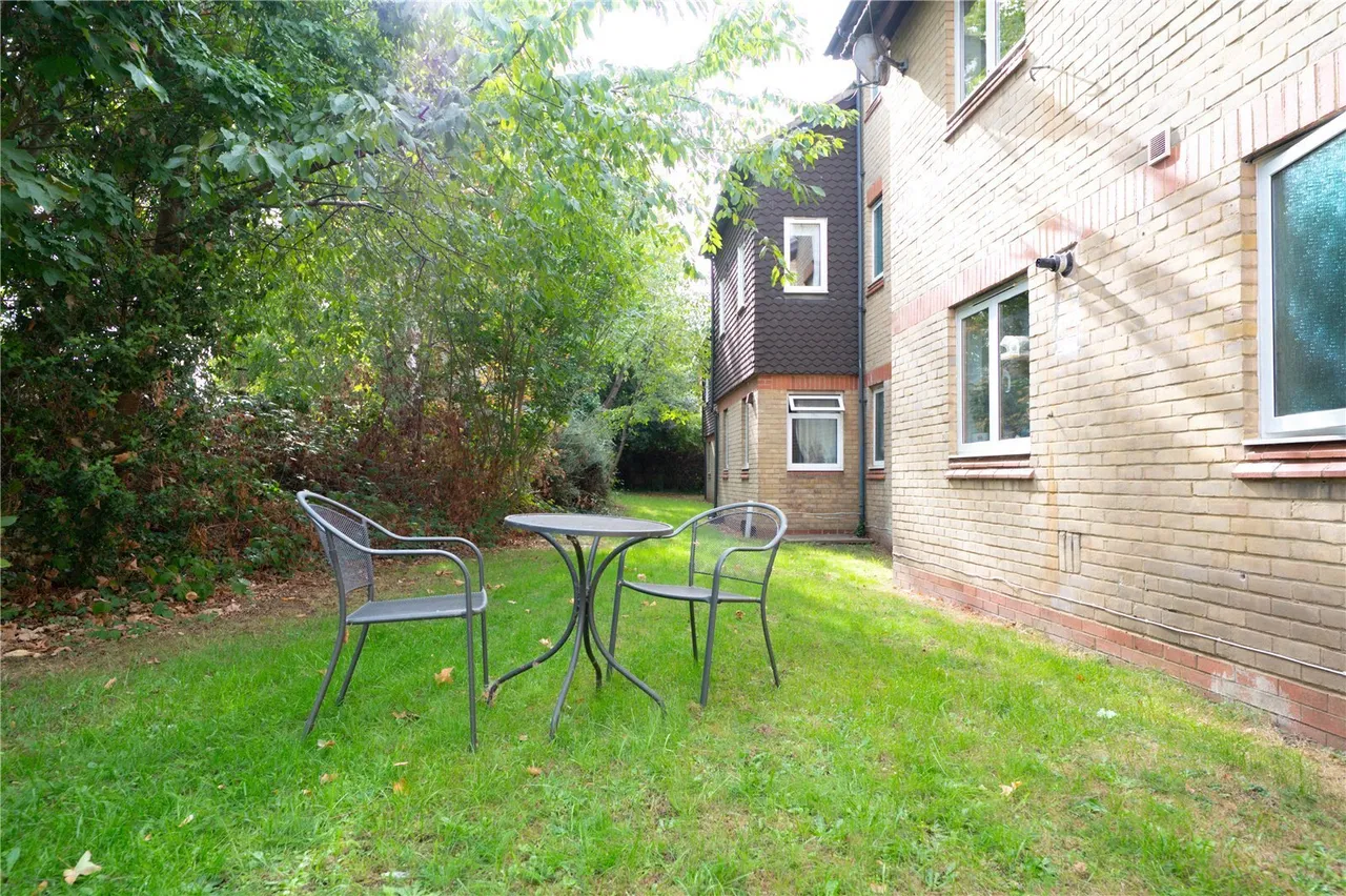 Ivybridge Close, Twickenham, TW1, photo 9