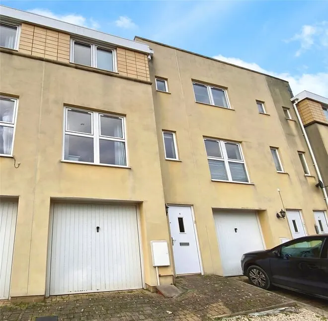 4 bed house to rent, Richmond Court, Exeter, EX4