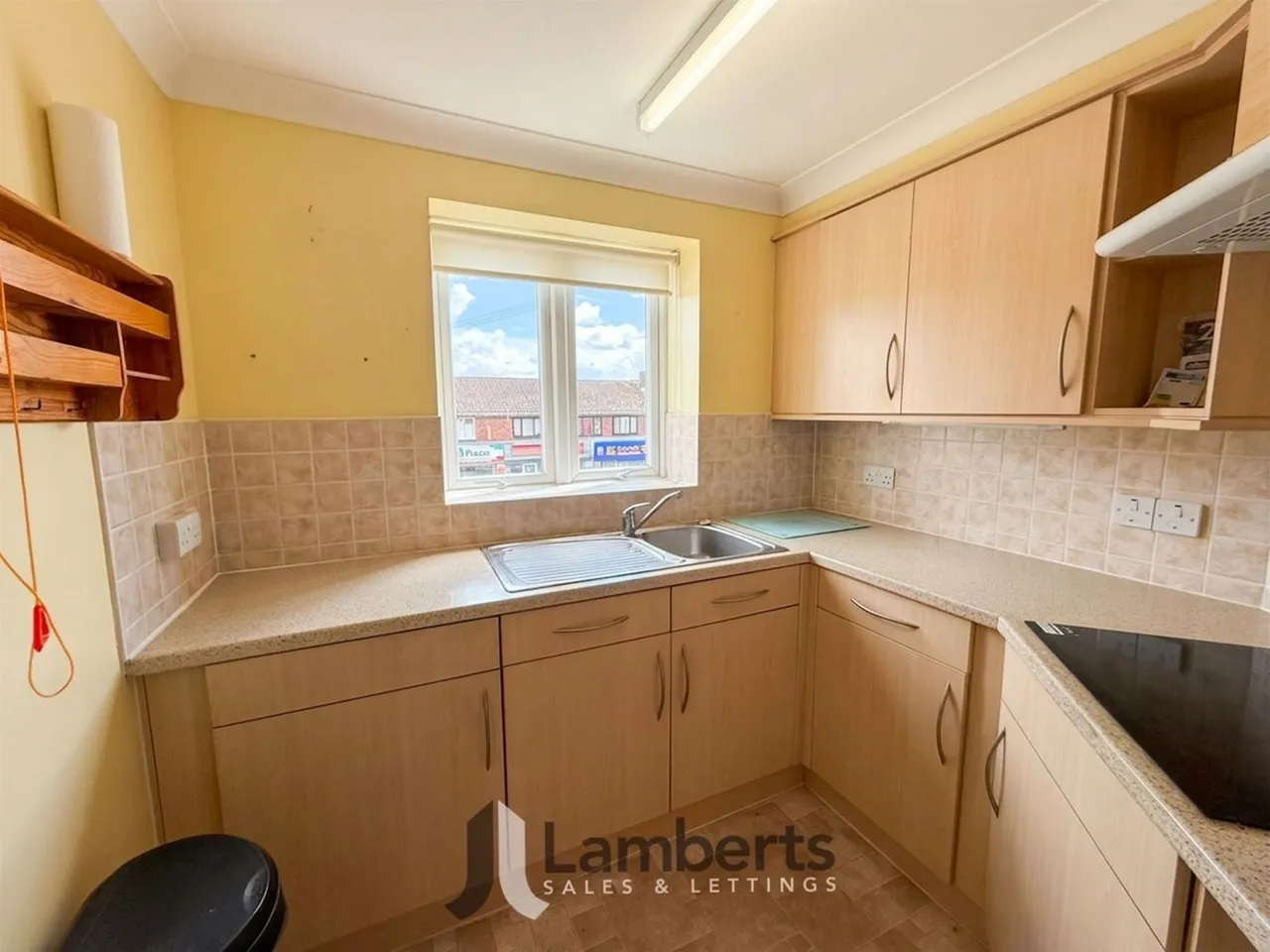 23 Pardoe Court New Road, Studley, photo 6