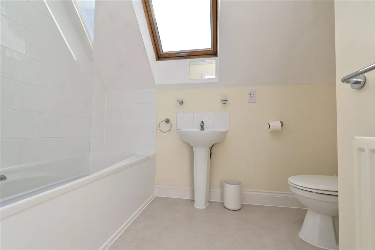 Harrison Place, Basingstoke, RG21, photo 6