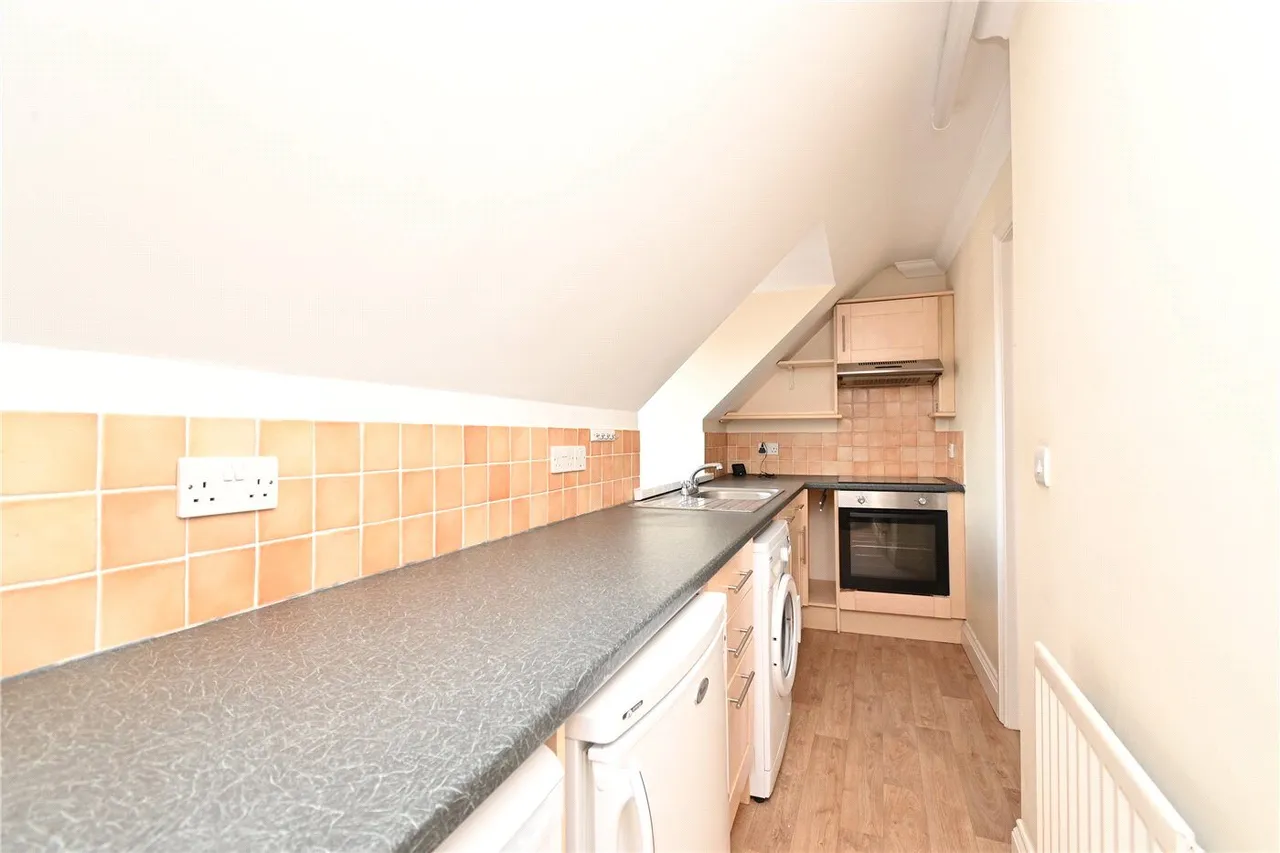 Harrison Place, Basingstoke, RG21, photo 4