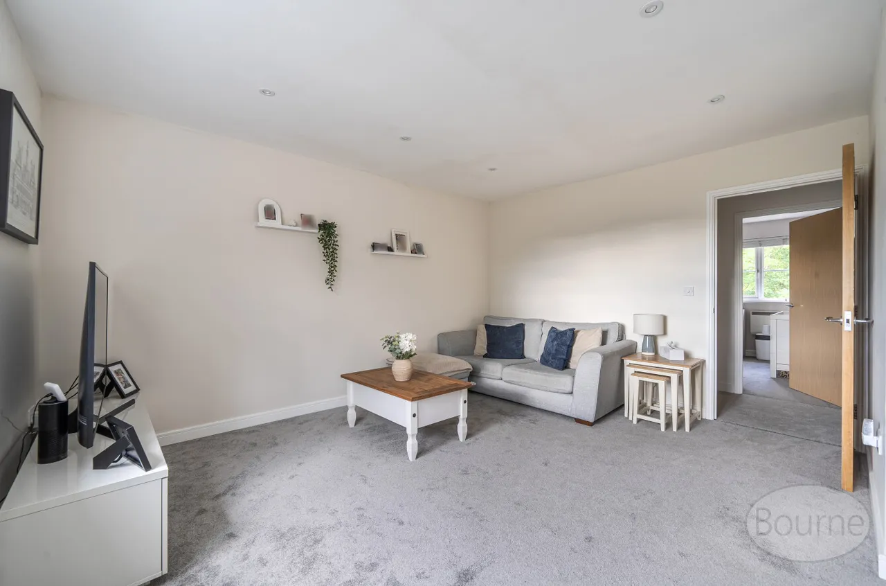 Sherriff Close, Esher, KT10, photo 4