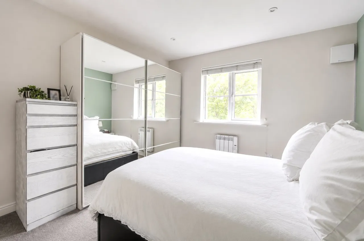 Sherriff Close, Esher, KT10, photo 7