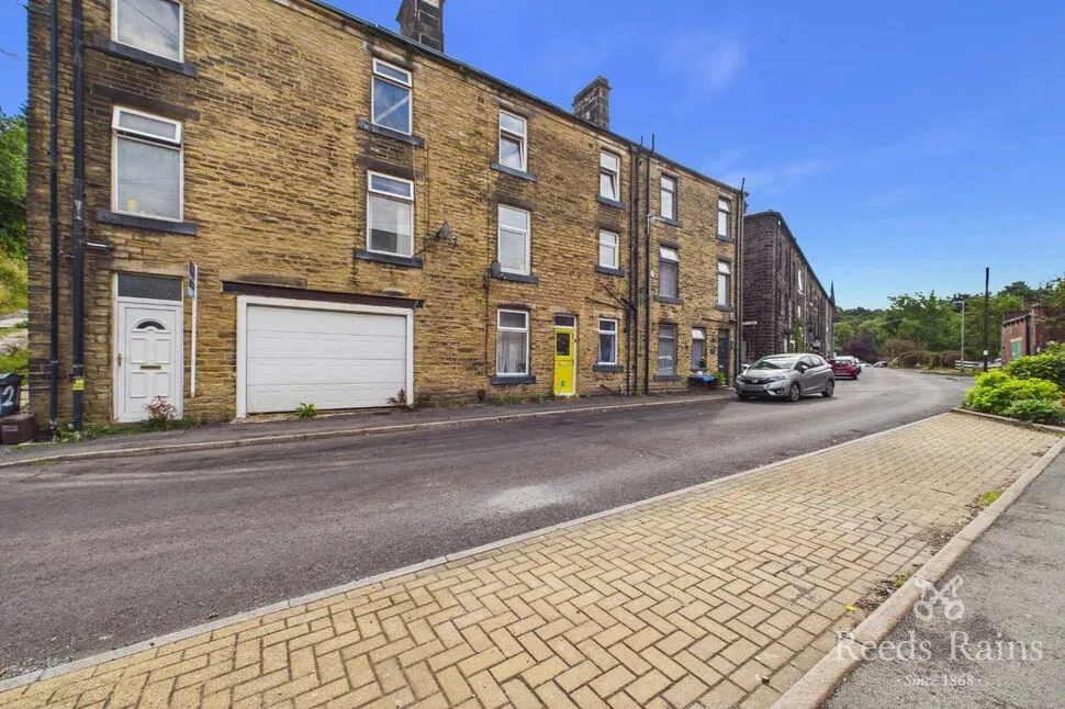 Alma Street, Todmorden, OL14, photo 12