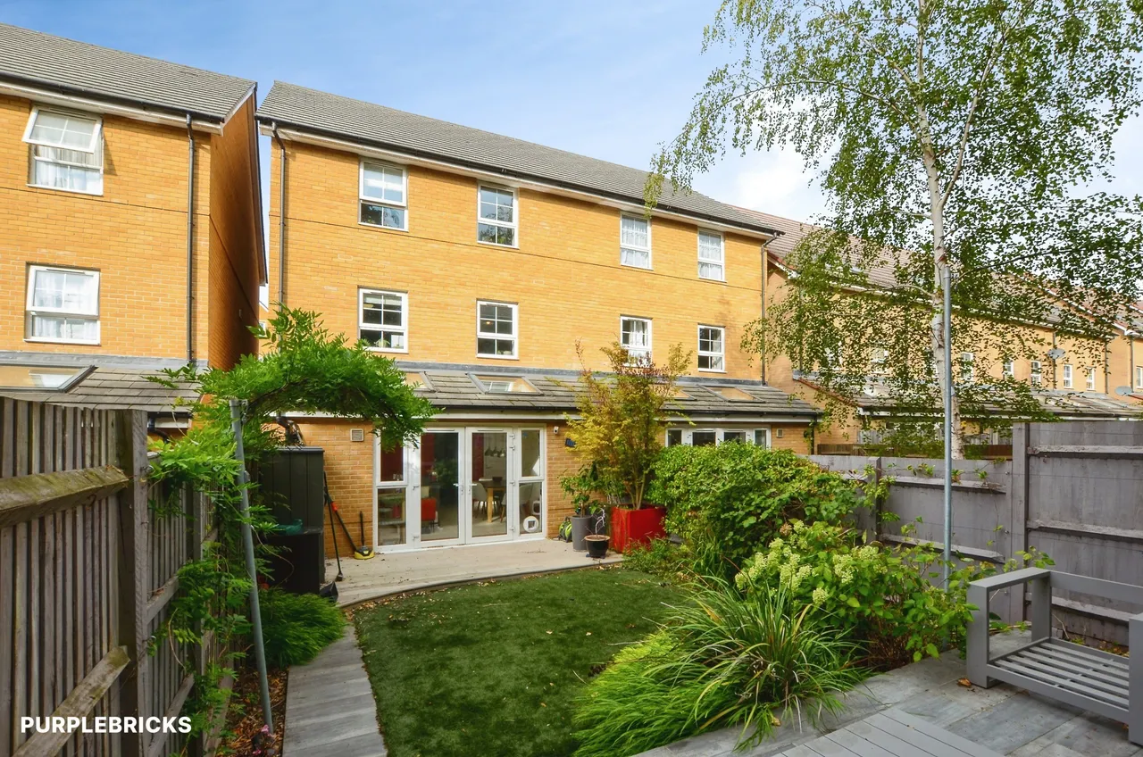 Kenyon Way, Langley Slough, SL3, photo 8