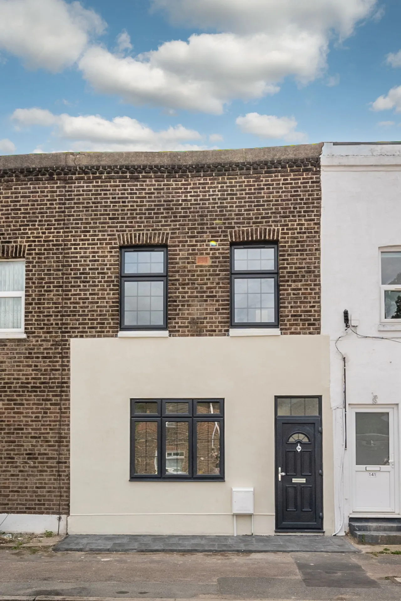 London, SW20, photo 9