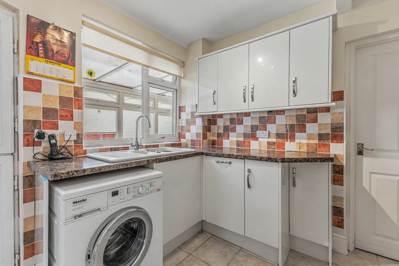 Nogains, Pershore, WR10, photo 5