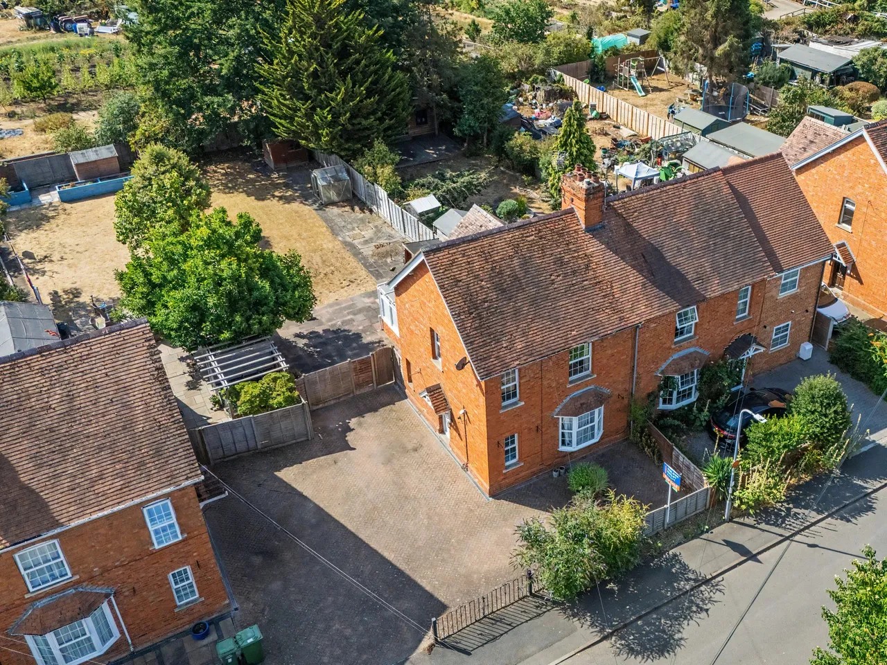 Nogains, Pershore, WR10, photo 21