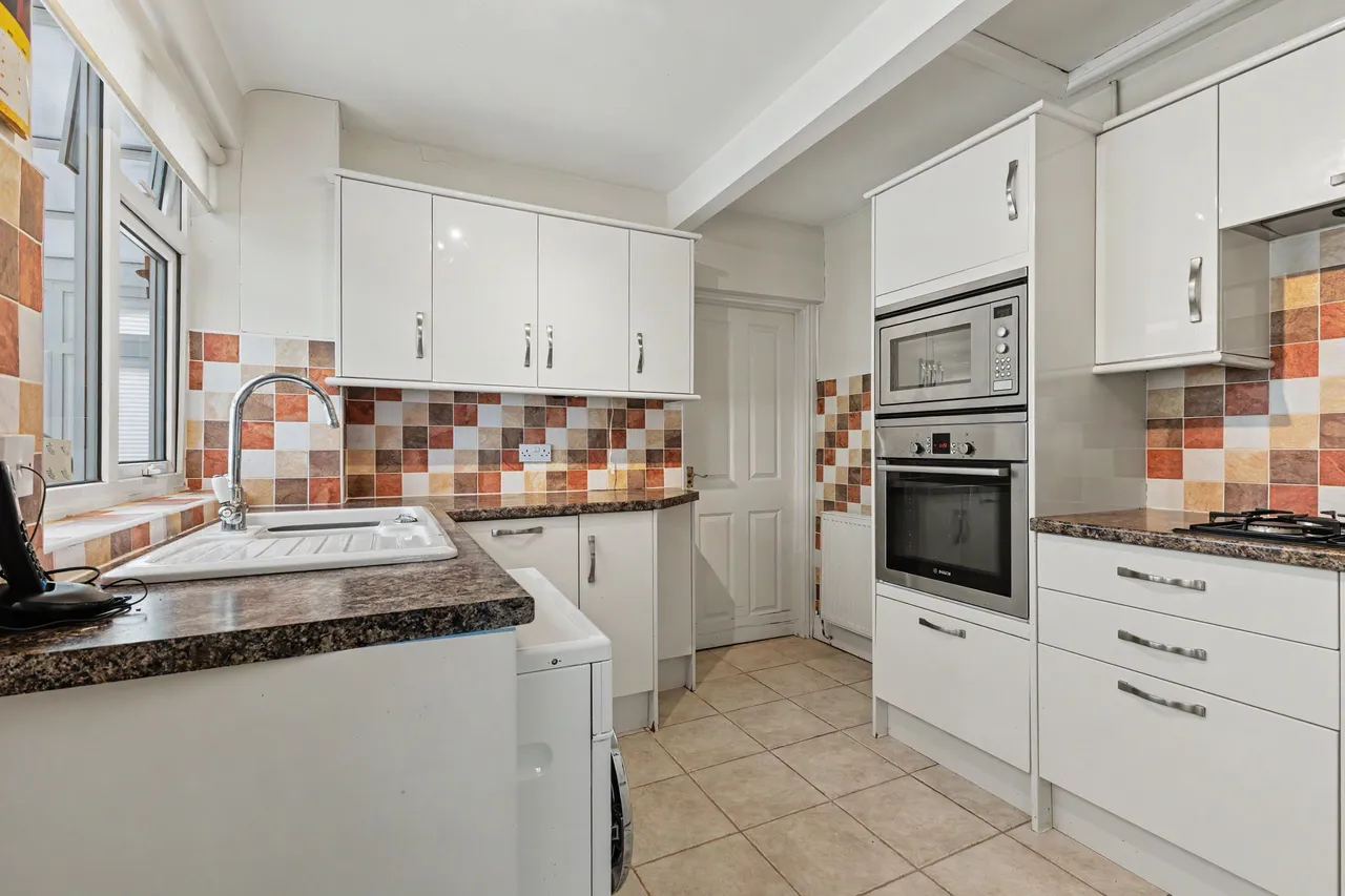 Nogains, Pershore, WR10, photo 2