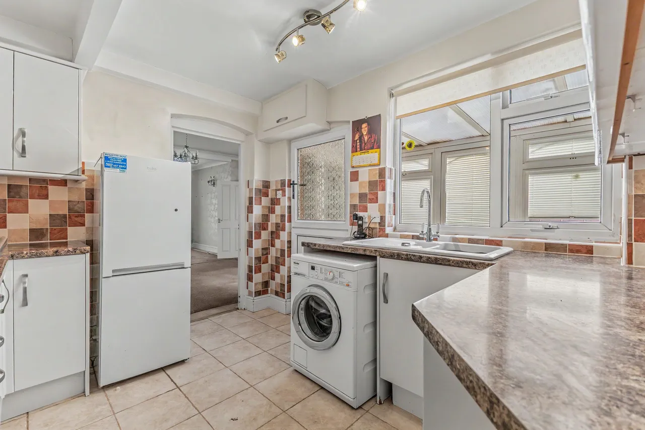 Nogains, Pershore, WR10, photo 6