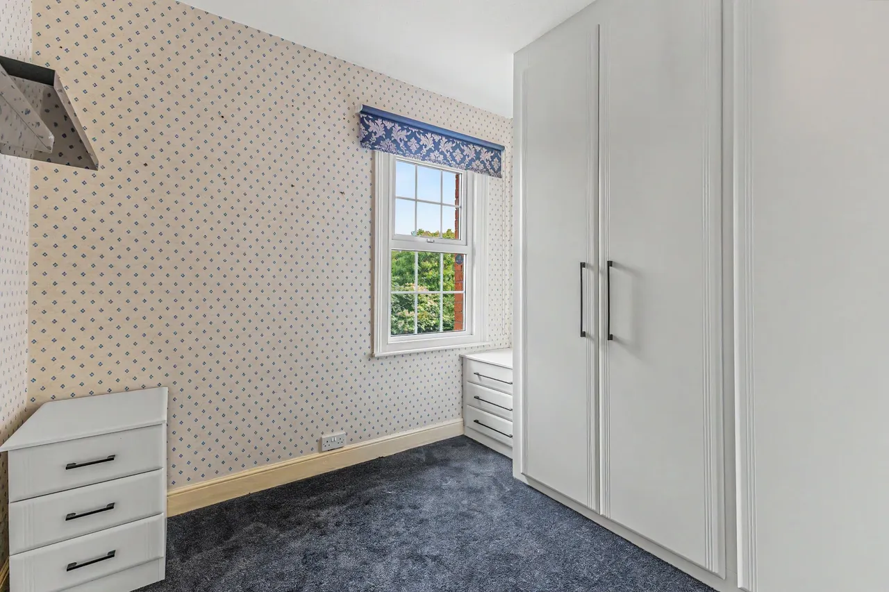 Nogains, Pershore, WR10, photo 15