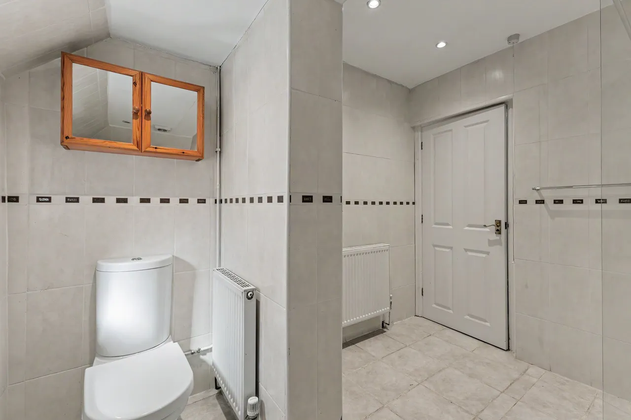 Nogains, Pershore, WR10, photo 17