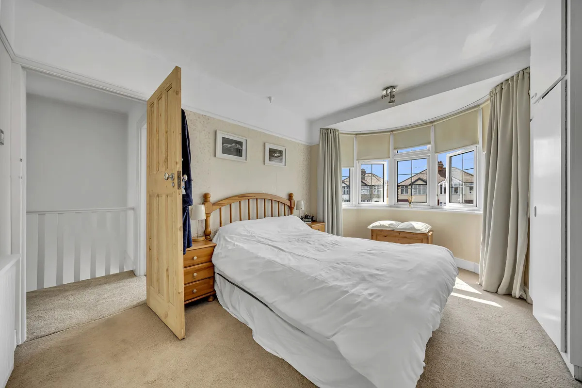 Chase Cross Road, Romford, RM5, photo 12