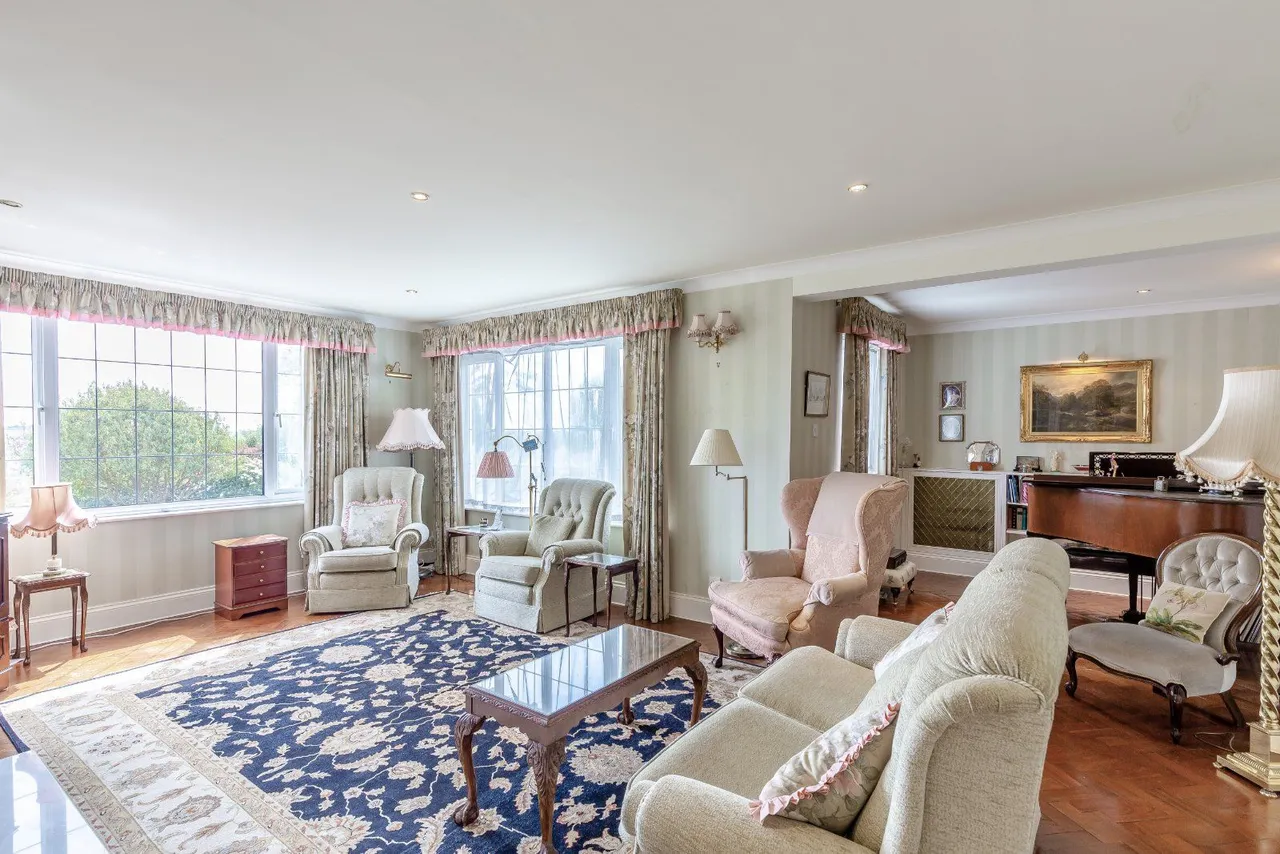 Bar Road, Helford Passage Hill, Mawnan Smith, Falmouth, TR11 5LE, photo 6