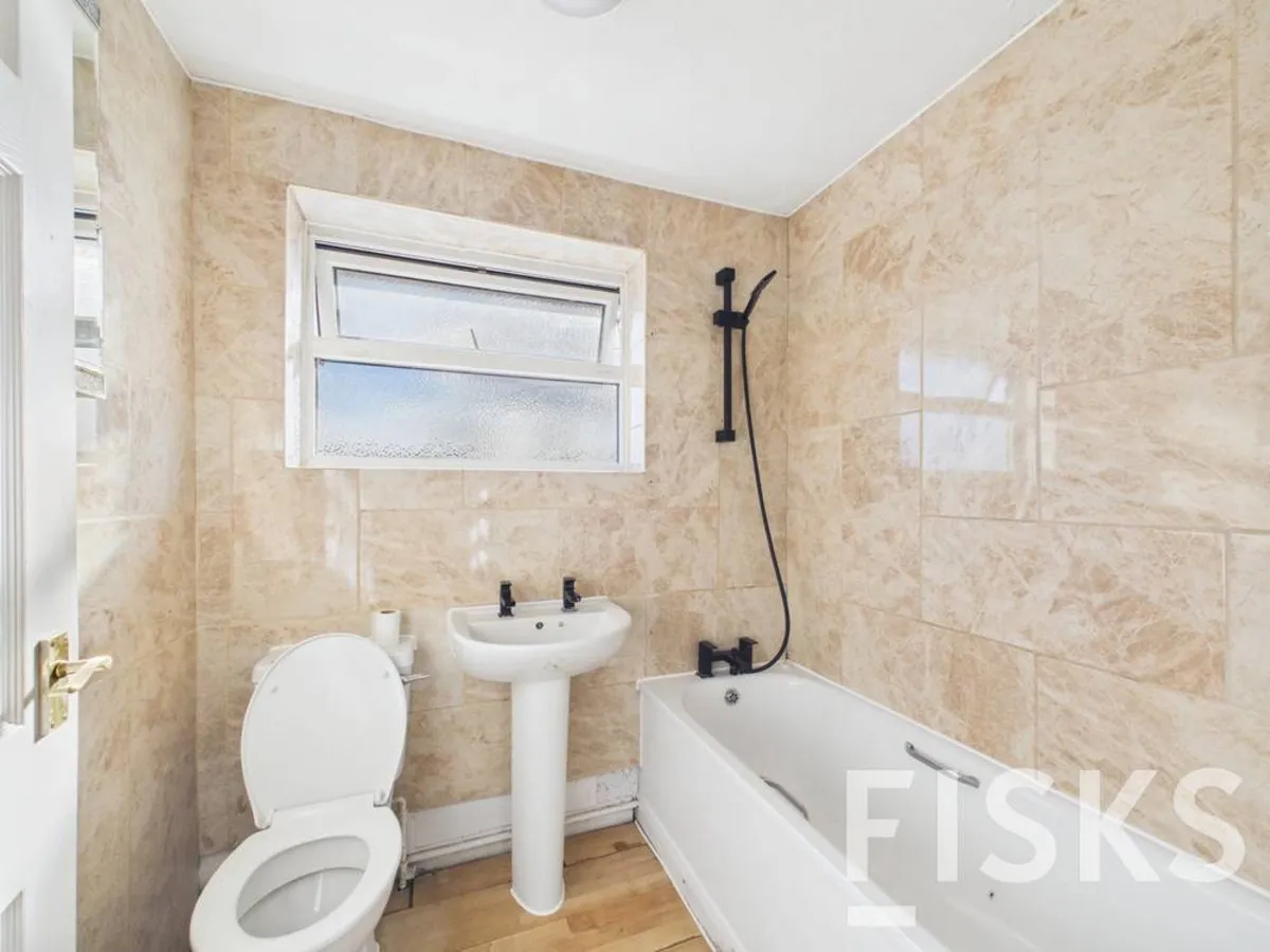 Harvest Road, Canvey Island, SS8, photo 10