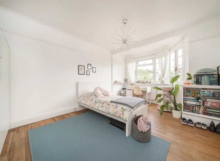 Eaton Rise, Ealing, W5, photo 5