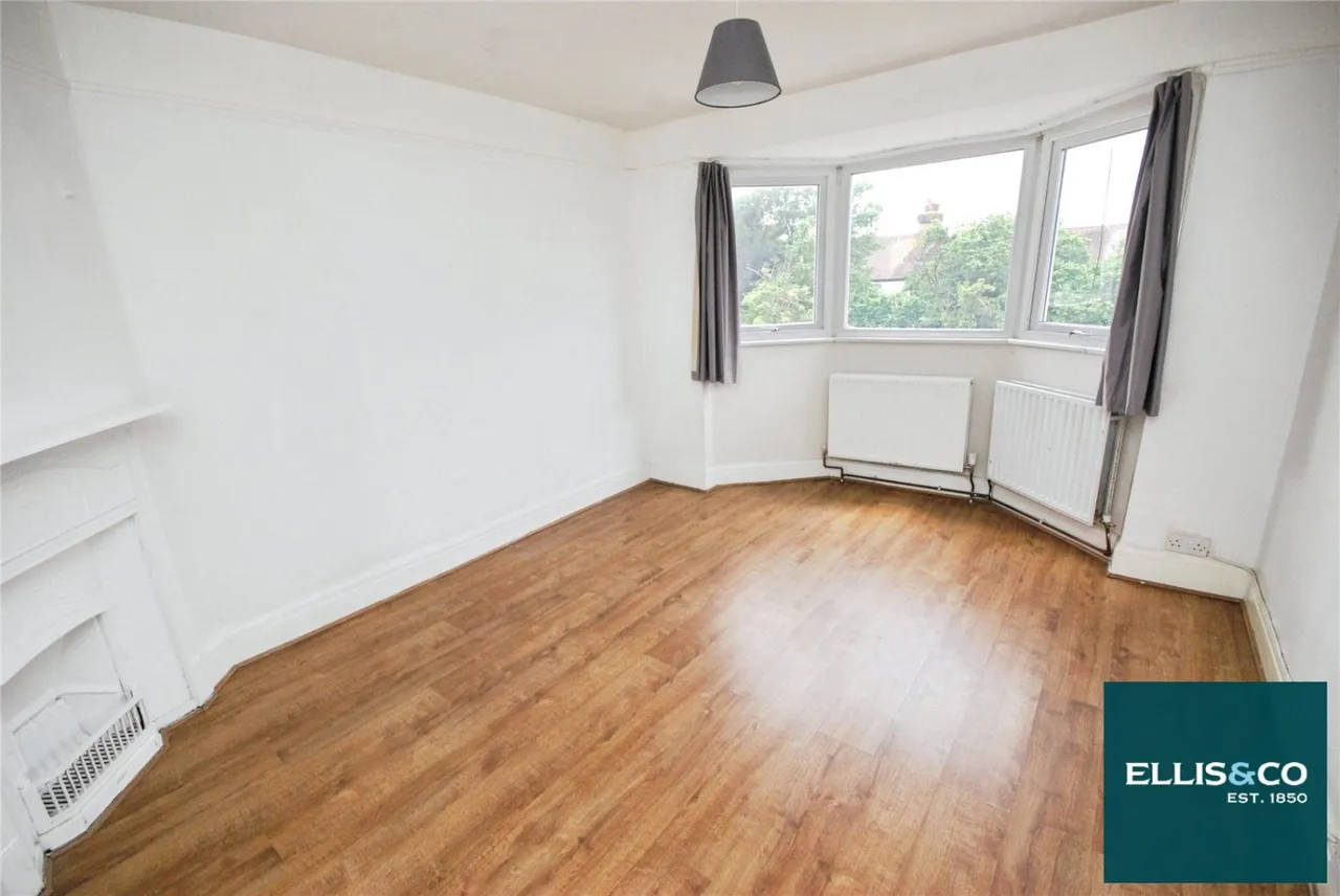 Sandringham Road, Golders Green, NW11, photo 9
