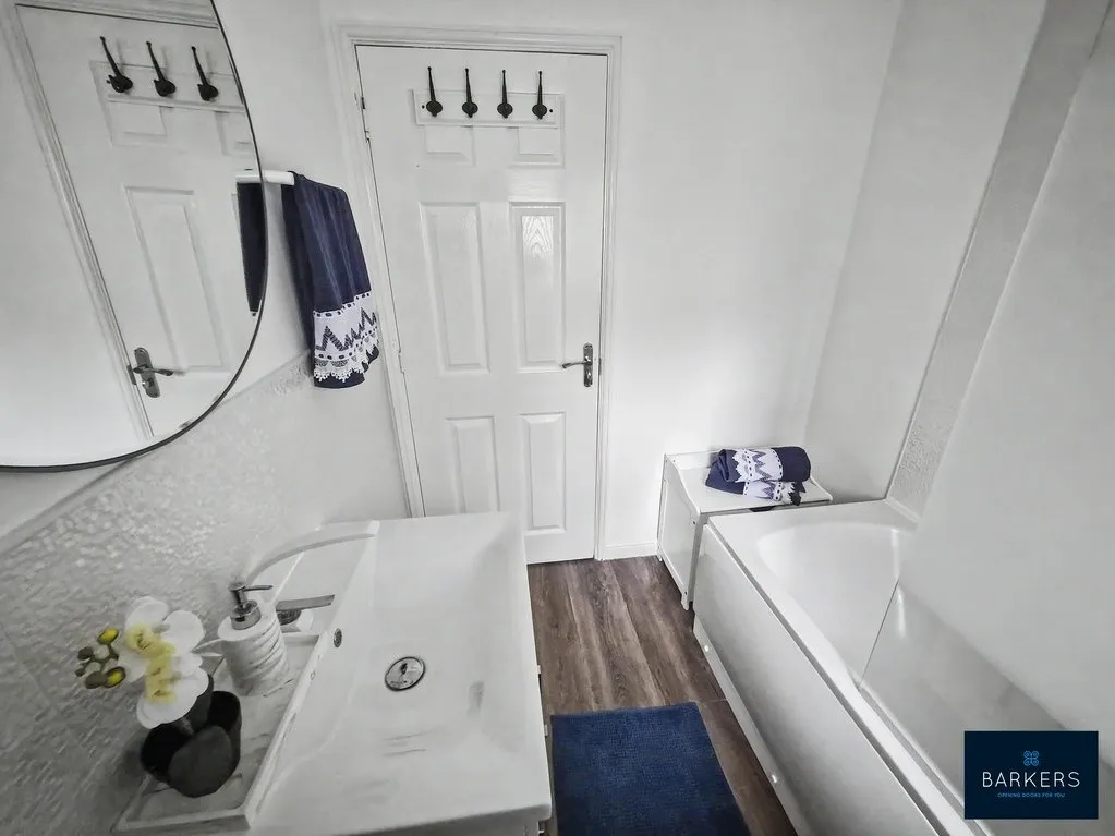 Blackthorne Close, Bradford BD2 3DZ, photo 15