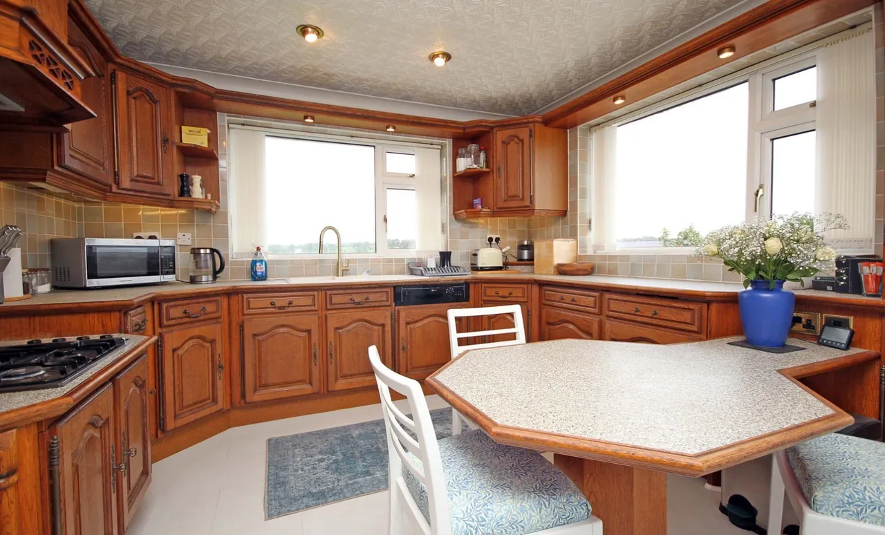 Pentraeth, LL75, photo 4