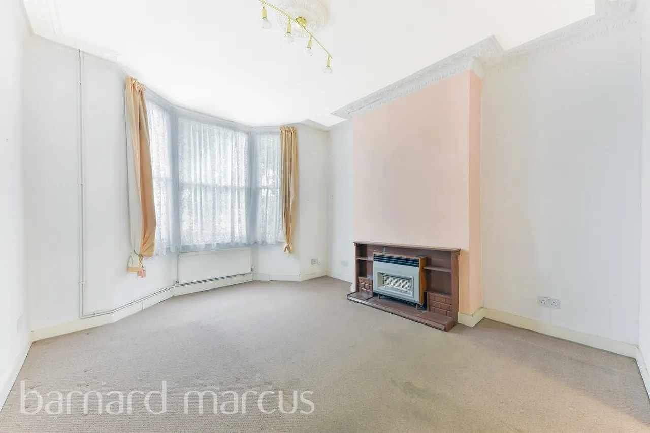 Merton Road, London, photo 2