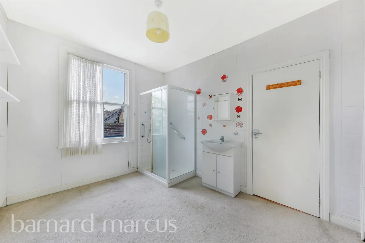 Merton Road, London, photo 8