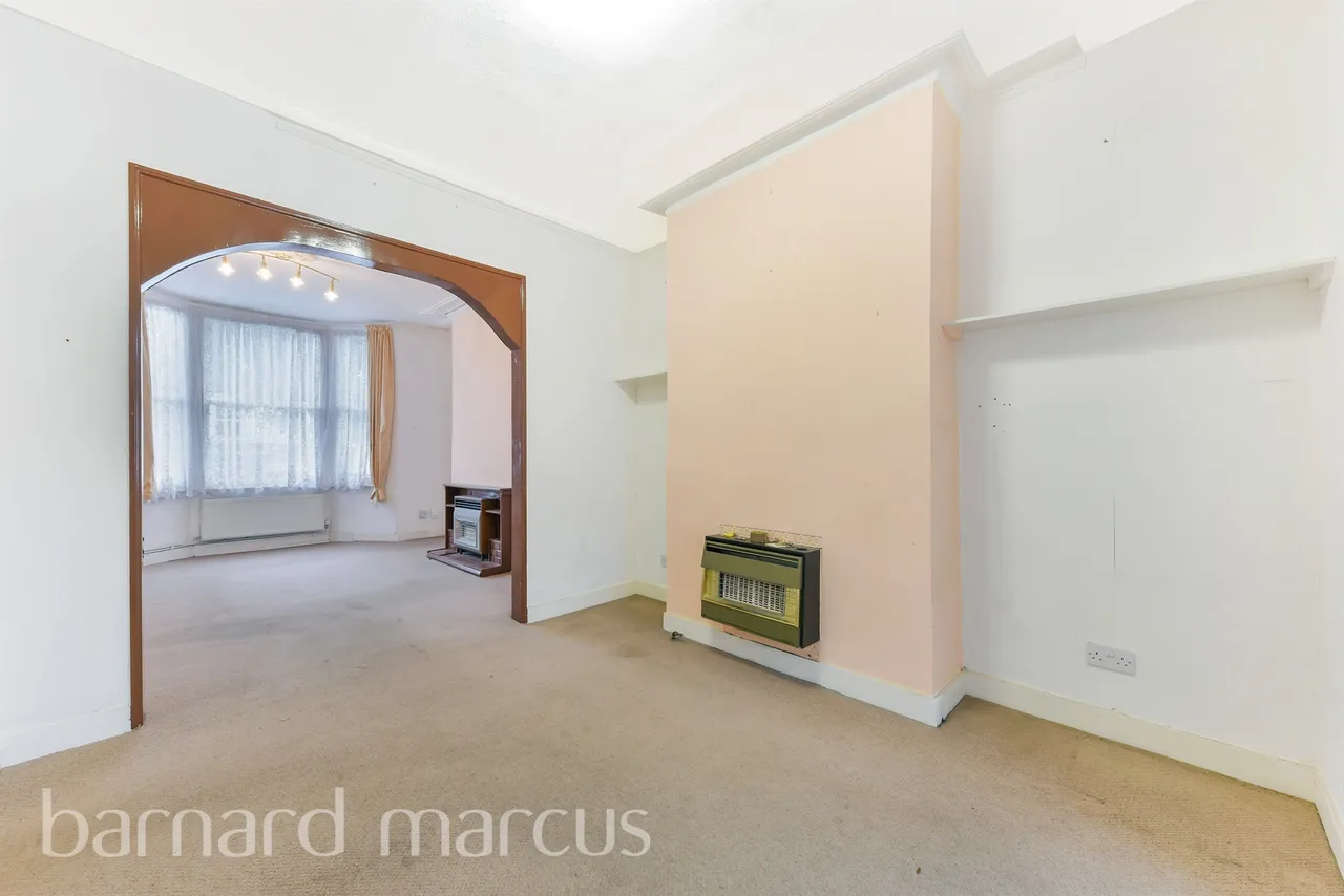 Merton Road, London, photo 4